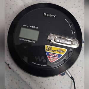 Sony CD Walkman D-NF430 Portable CD Player Radio FM/AM/TV/Weather (working)